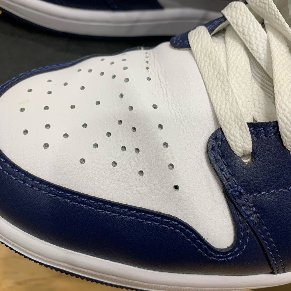 Nike Air Jordan 1 Low
White/Wolf Grey/Midnight Navy - Picture 11 of 11